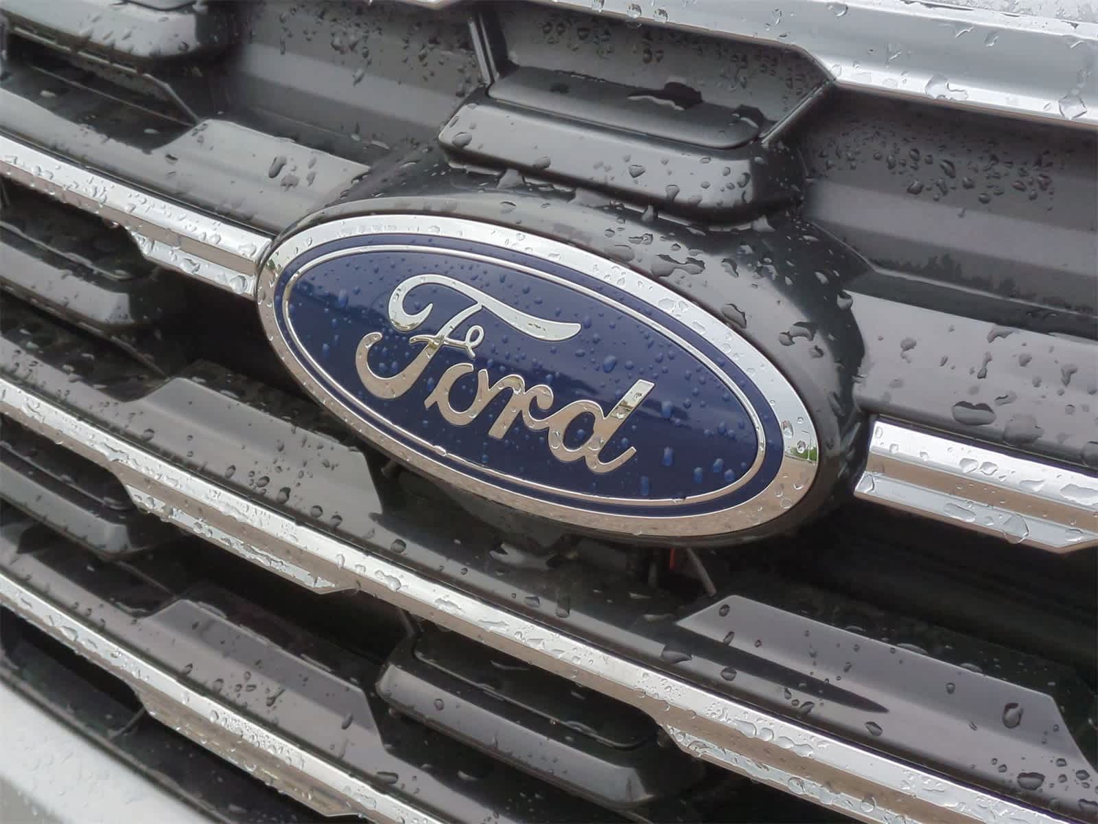 Thumbnail: 2025 Ford Explorer - 30