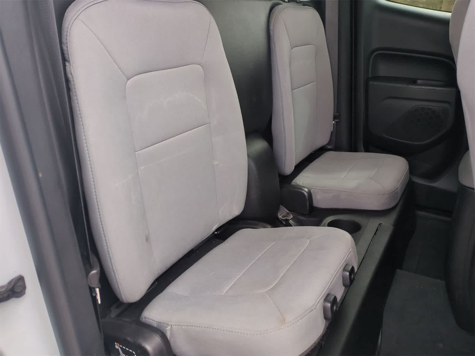 Thumbnail: 2022 Chevrolet Colorado - 24