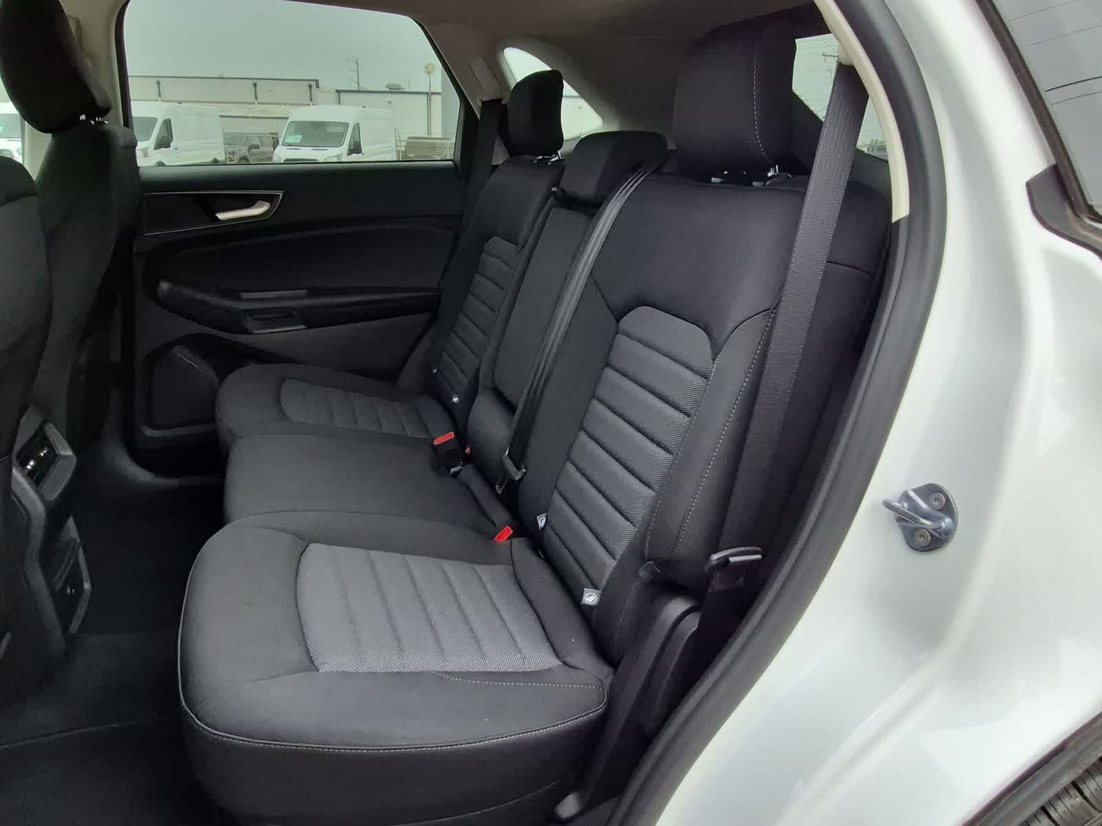 Thumbnail: 2024 Ford Edge - 22