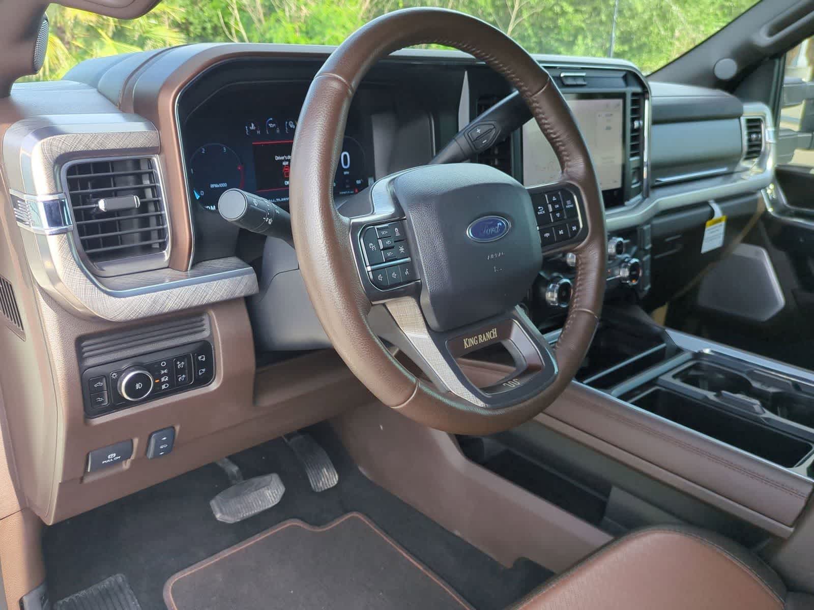 Thumbnail: 2025 Ford F-250 - 10