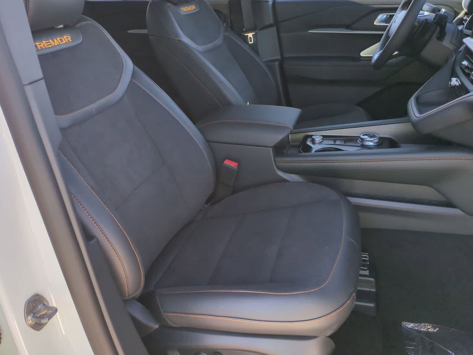 Thumbnail: 2026 Ford Explorer - 28