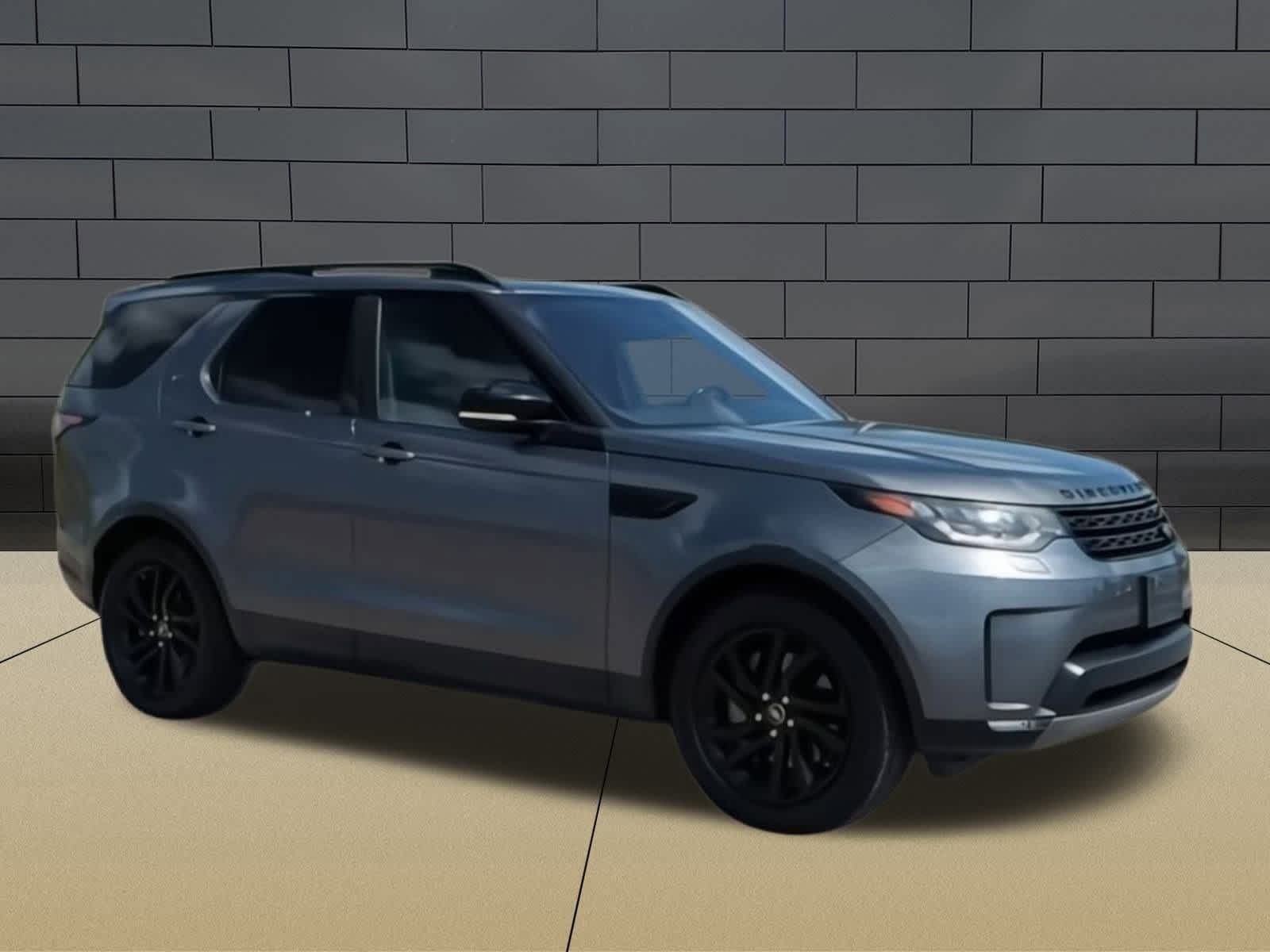 Used 2018 Land Rover Discovery HSE with VIN SALRR2RV2JA067548 for sale in Corpus Christi, TX