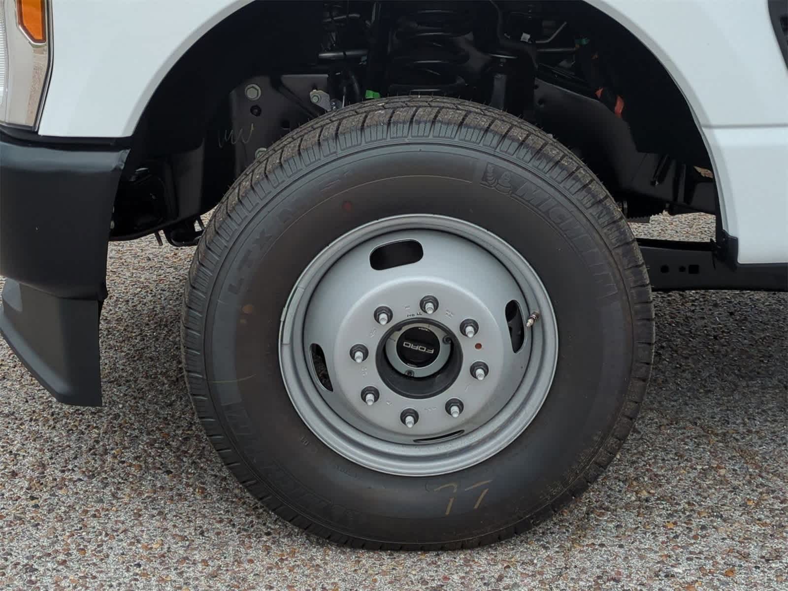 Thumbnail: 2026 Ford F-350 - 29