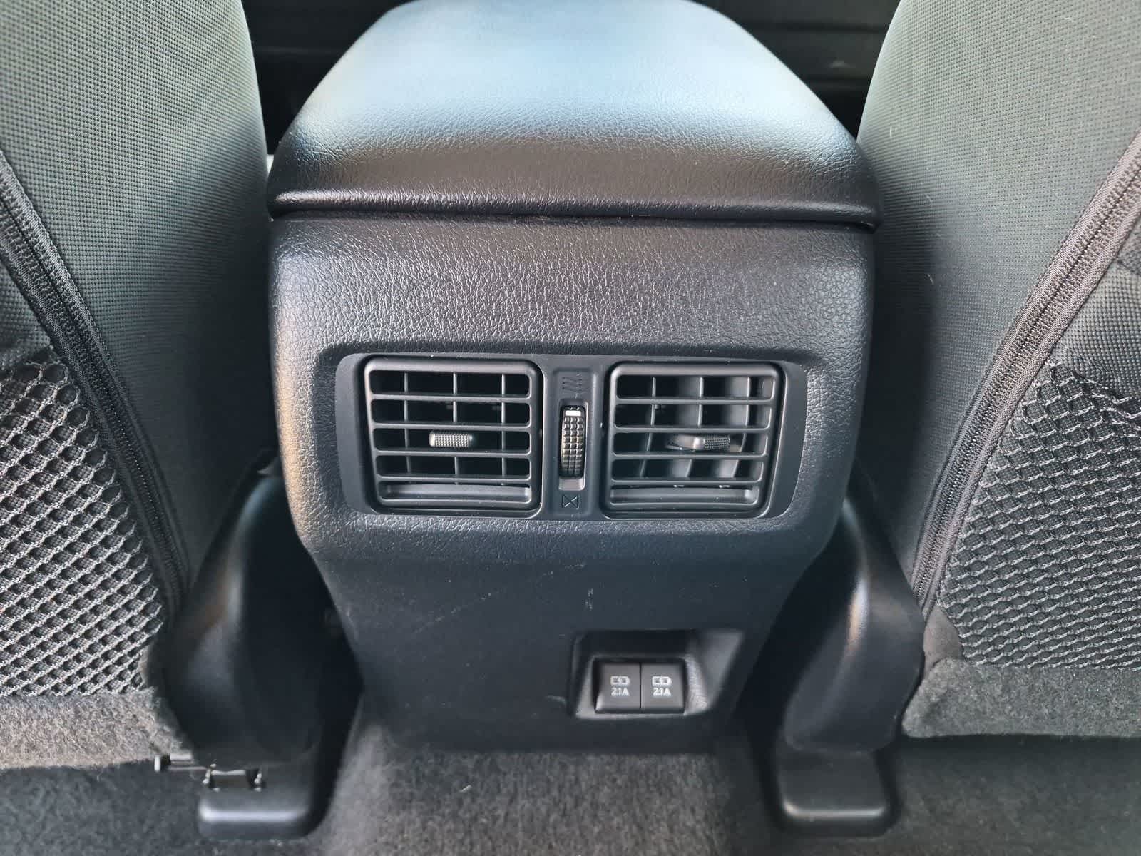 2022 Toyota 4Runner SR5 - Photo 19