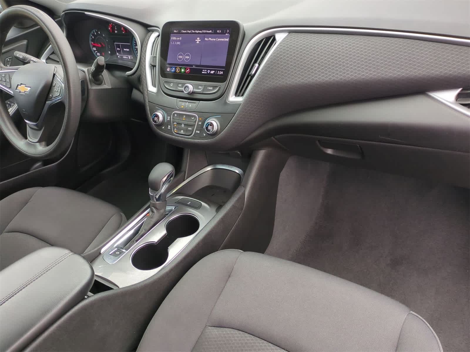 Thumbnail: 2023 Chevrolet Malibu - 27