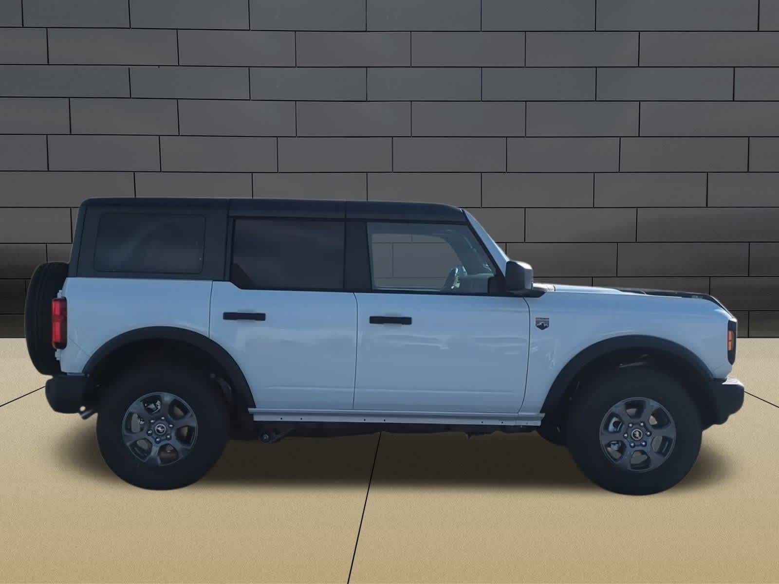 Thumbnail: 2025 Ford Bronco - 9