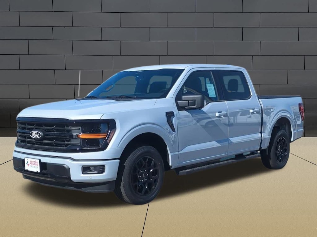 New 2025 Ford F-150 XLT Truck SuperCrew Cab