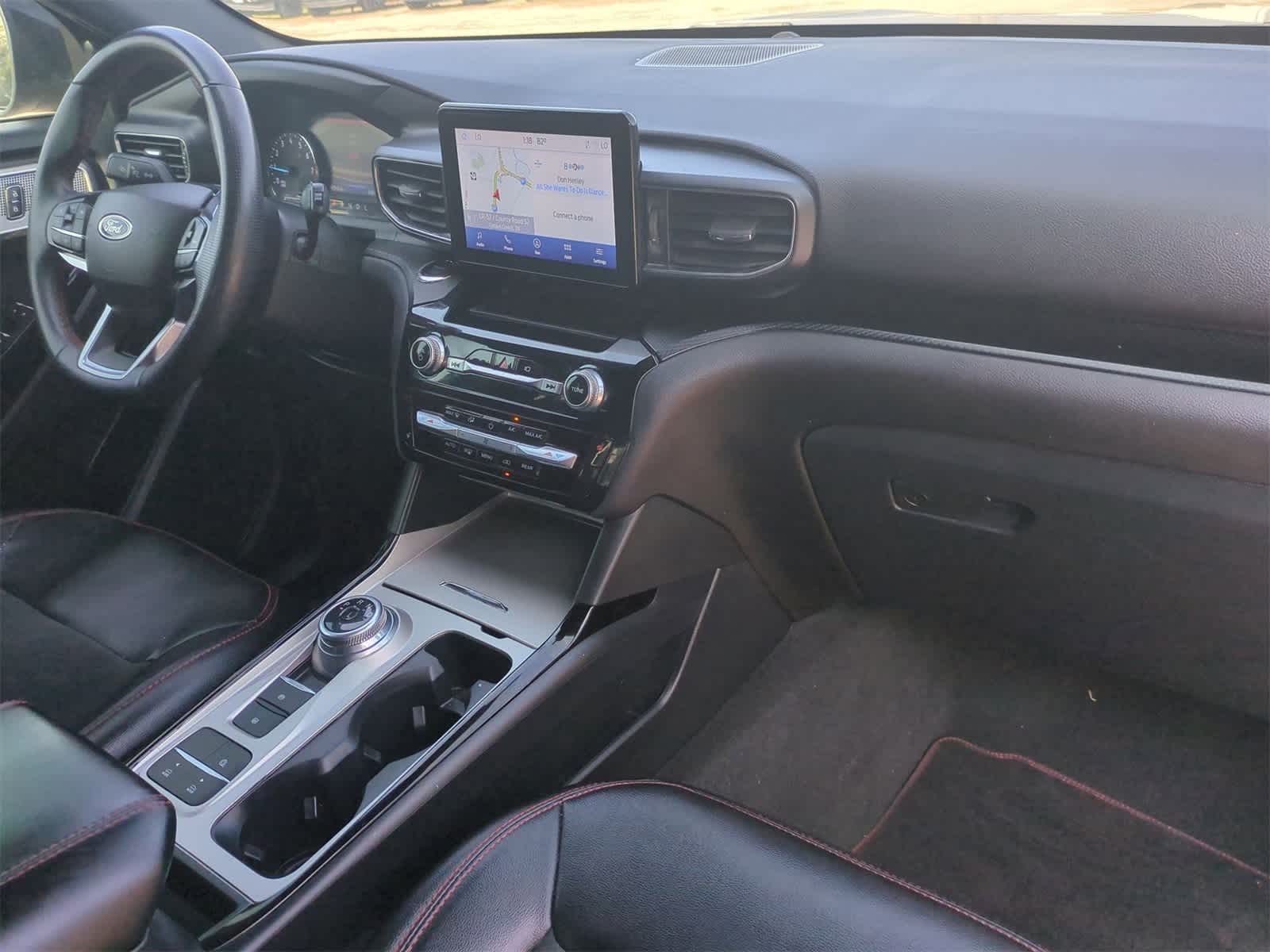 Thumbnail: 2022 Ford Explorer - 28