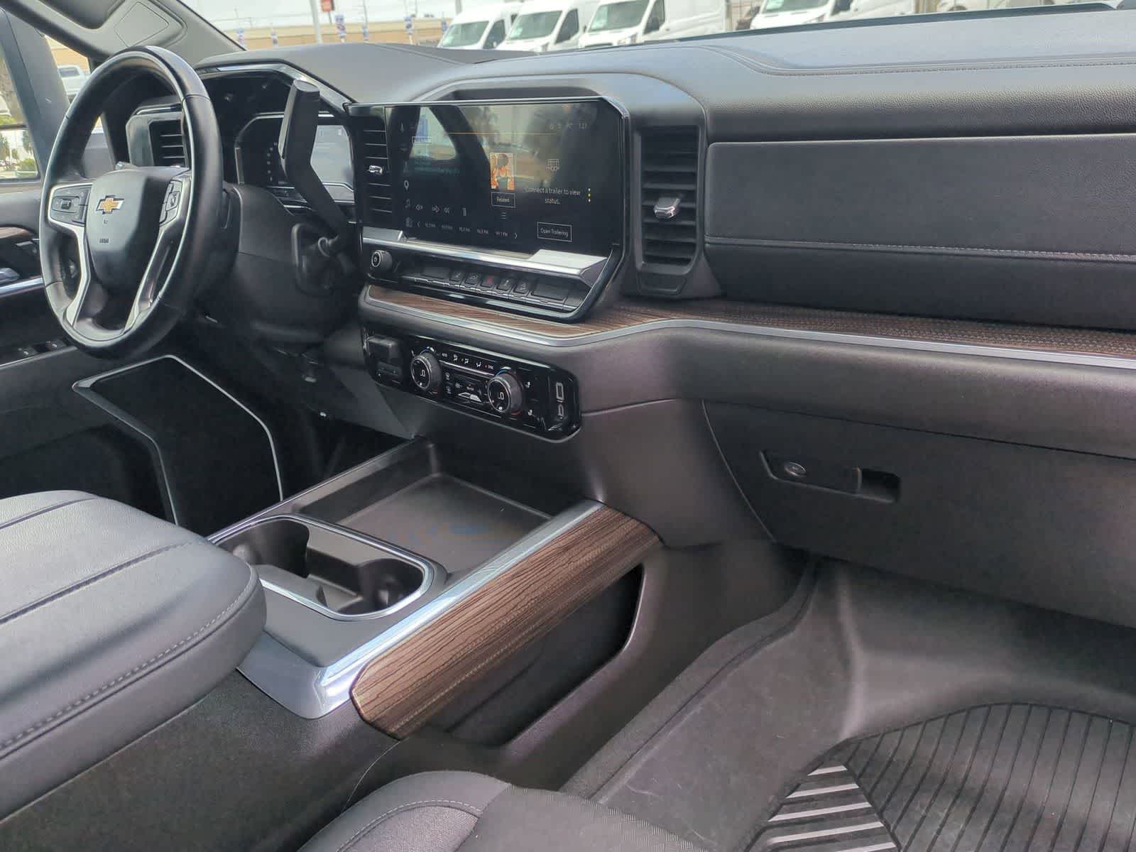 Thumbnail: 2025 Chevrolet Silverado 2500 - 28