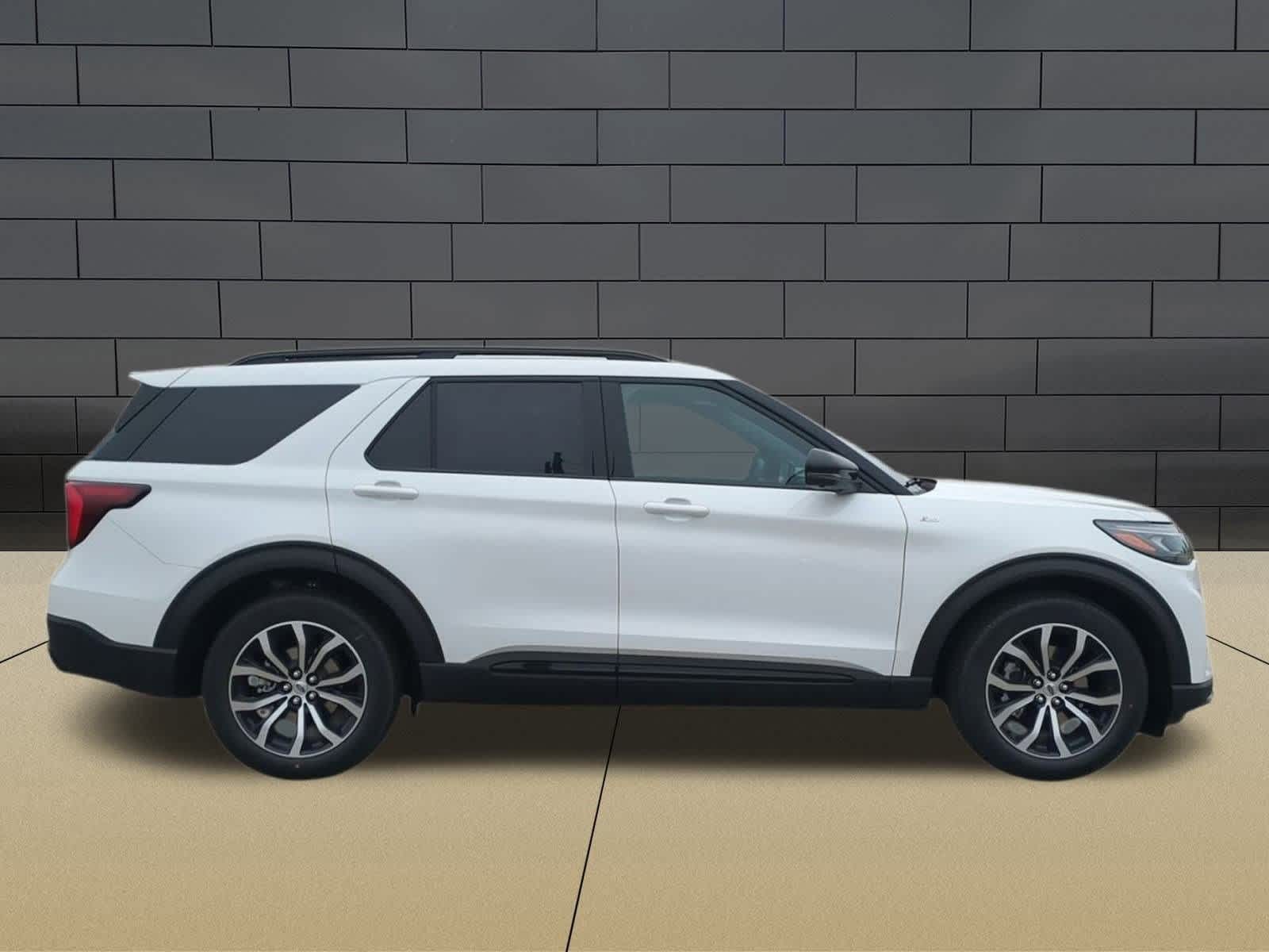 Thumbnail: 2026 Ford Explorer - 9