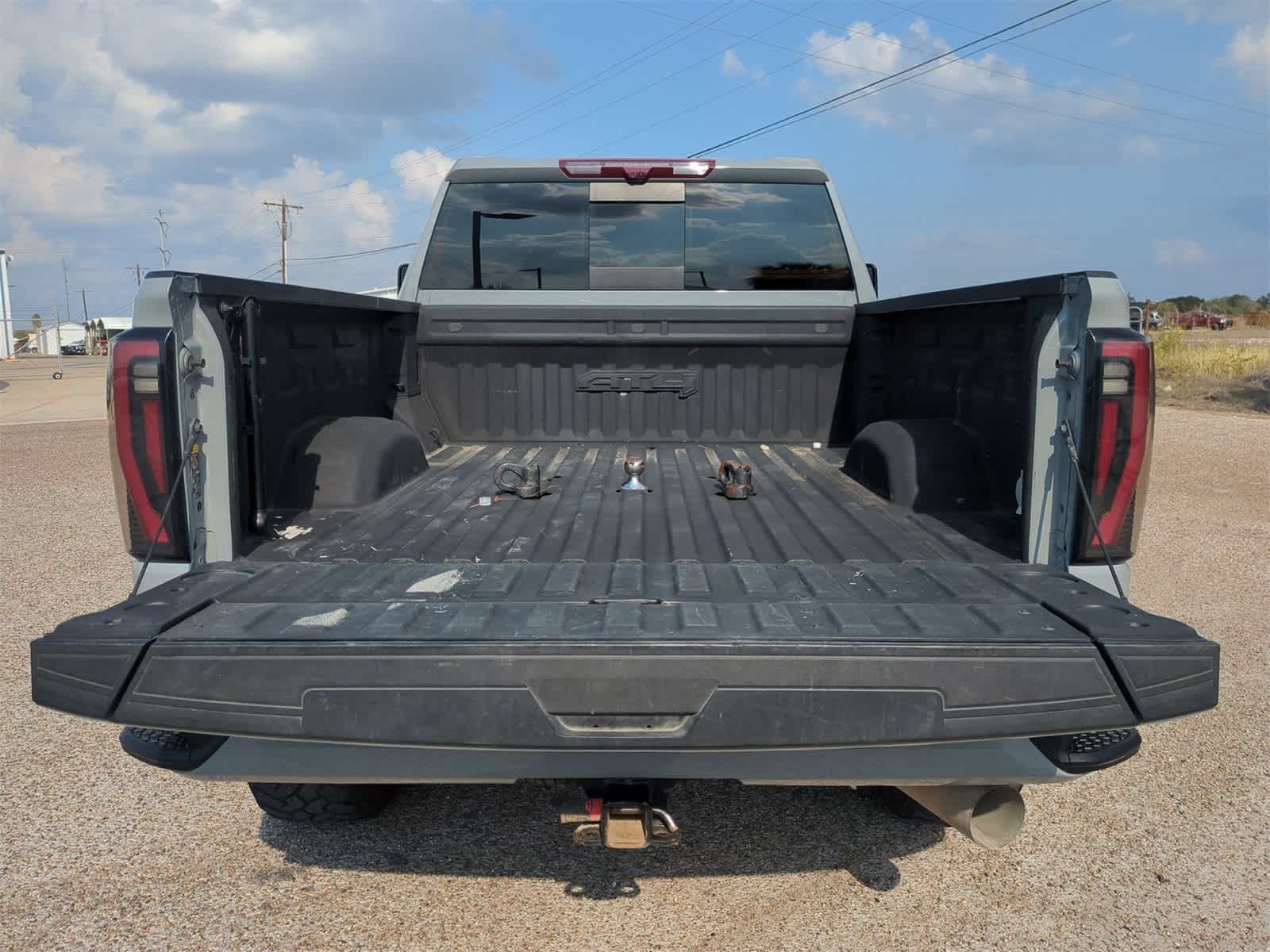 Thumbnail: 2024 GMC Sierra 2500 - 24