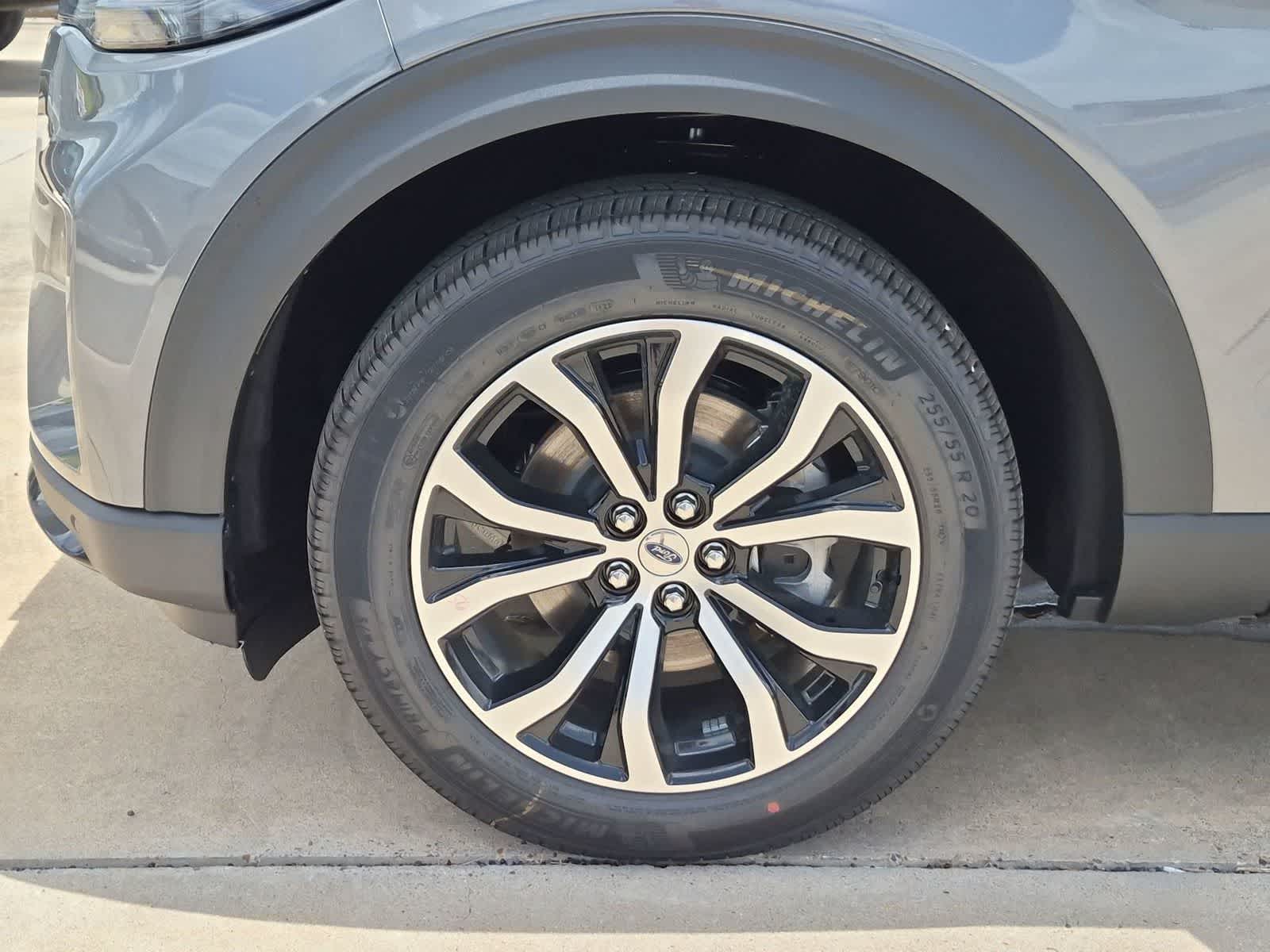 Thumbnail: 2026 Ford Explorer - 32