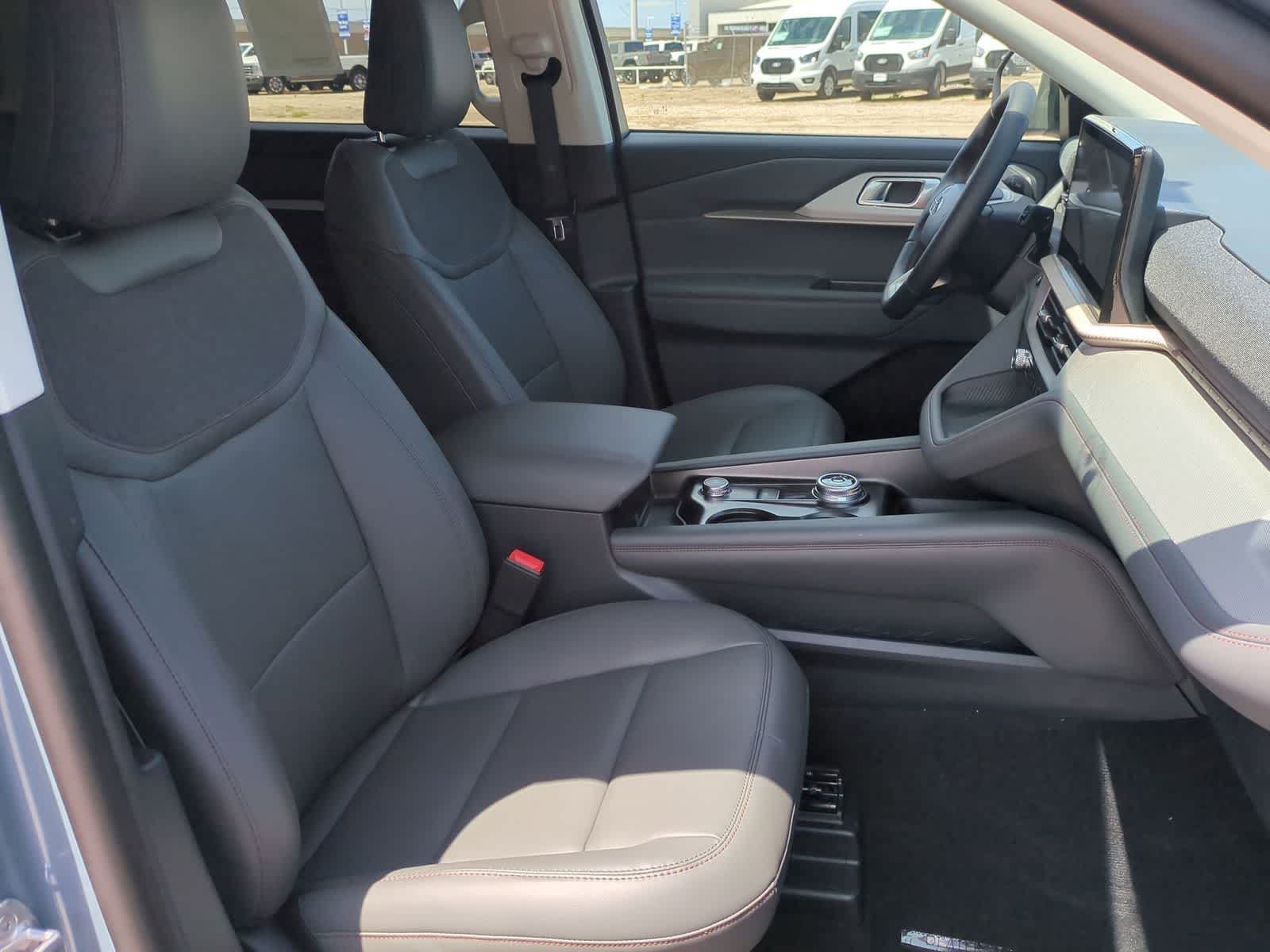 Thumbnail: 2026 Ford Explorer - 27