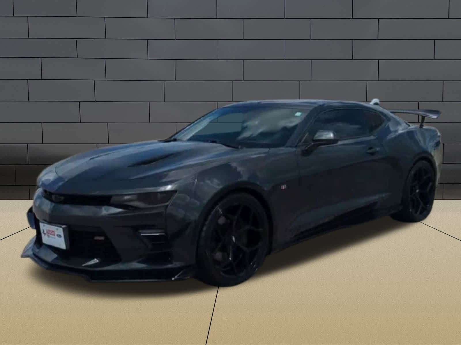 Thumbnail: 2016 Chevrolet Camaro - 4