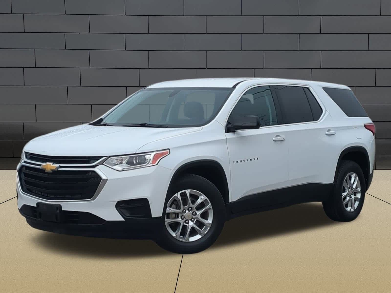 Thumbnail: 2019 Chevrolet Traverse - 1