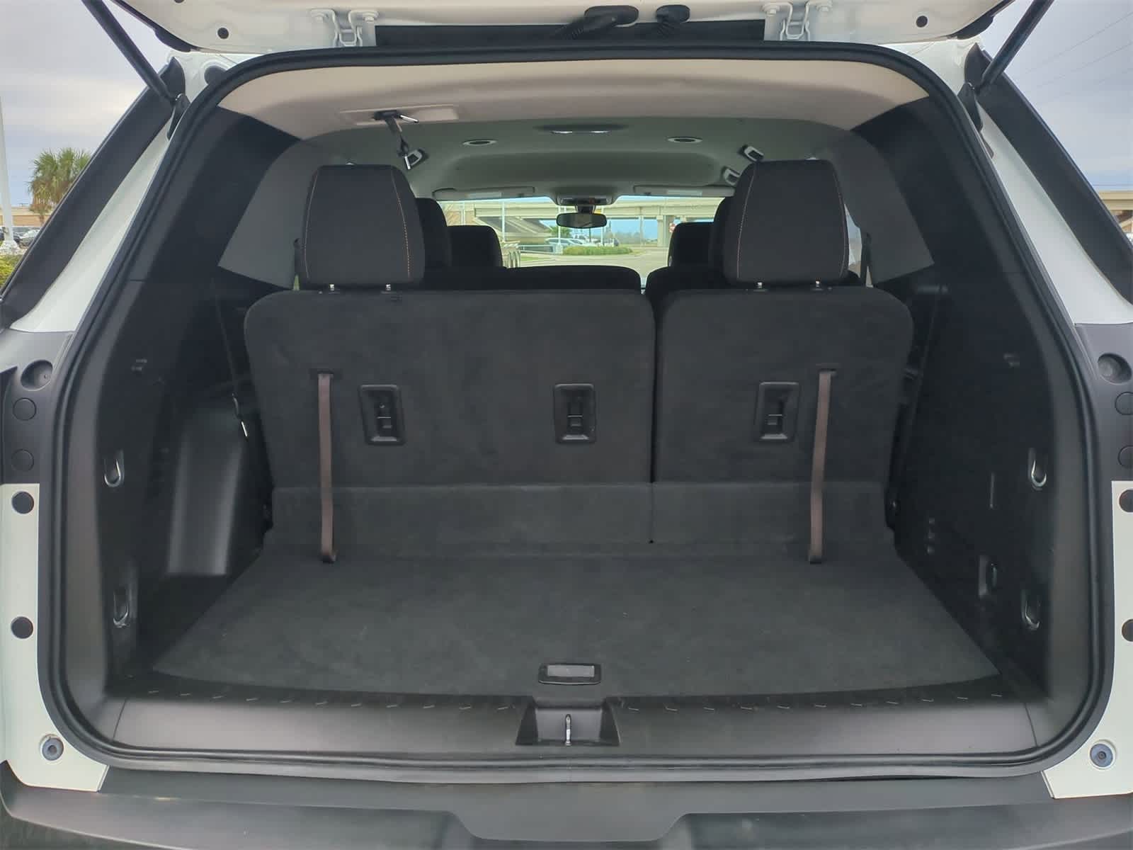 Thumbnail: 2019 Chevrolet Traverse - 24