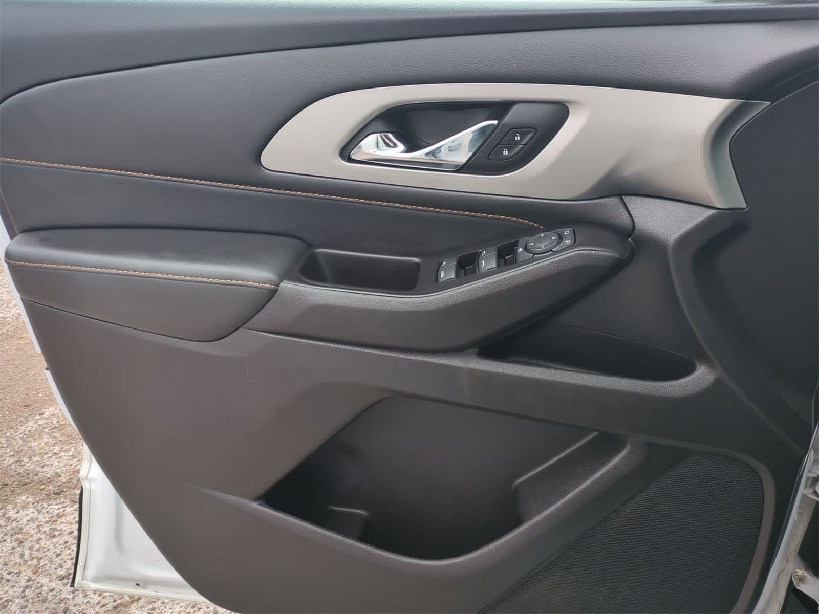 Thumbnail: 2019 Chevrolet Traverse - 21