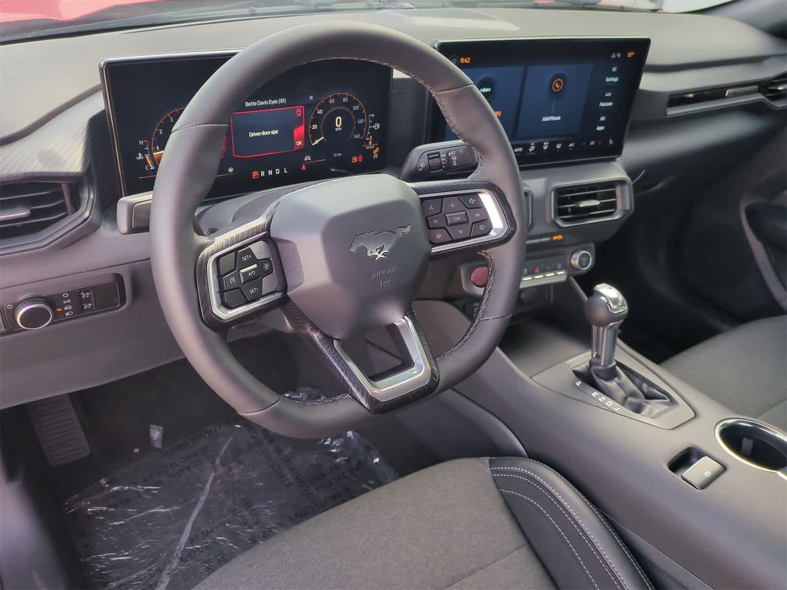 Thumbnail: 2025 Ford Mustang - 10