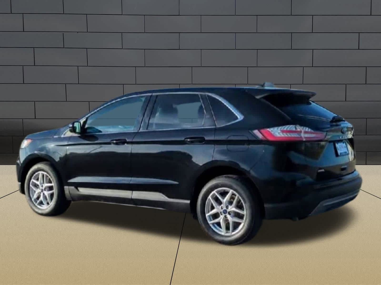 Thumbnail: 2022 Ford Edge - 6