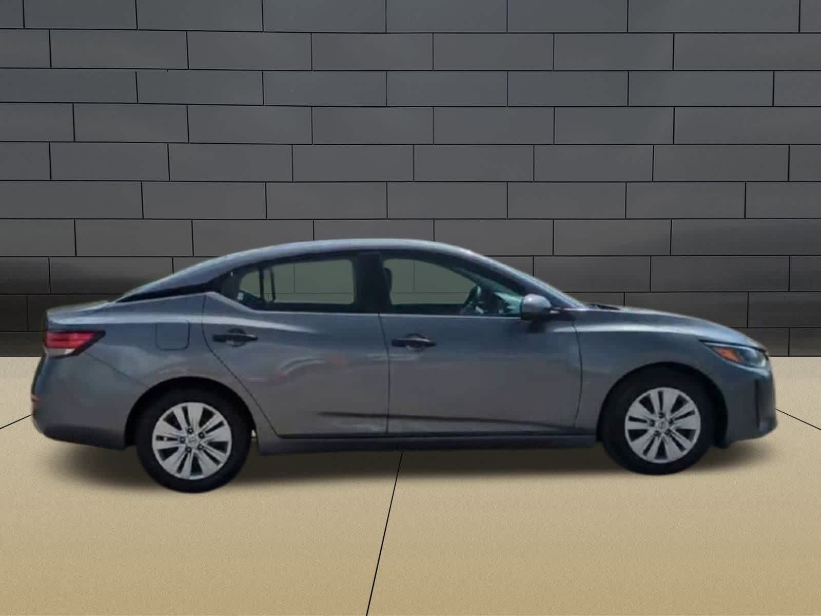 Thumbnail: 2024 Nissan Sentra - 9