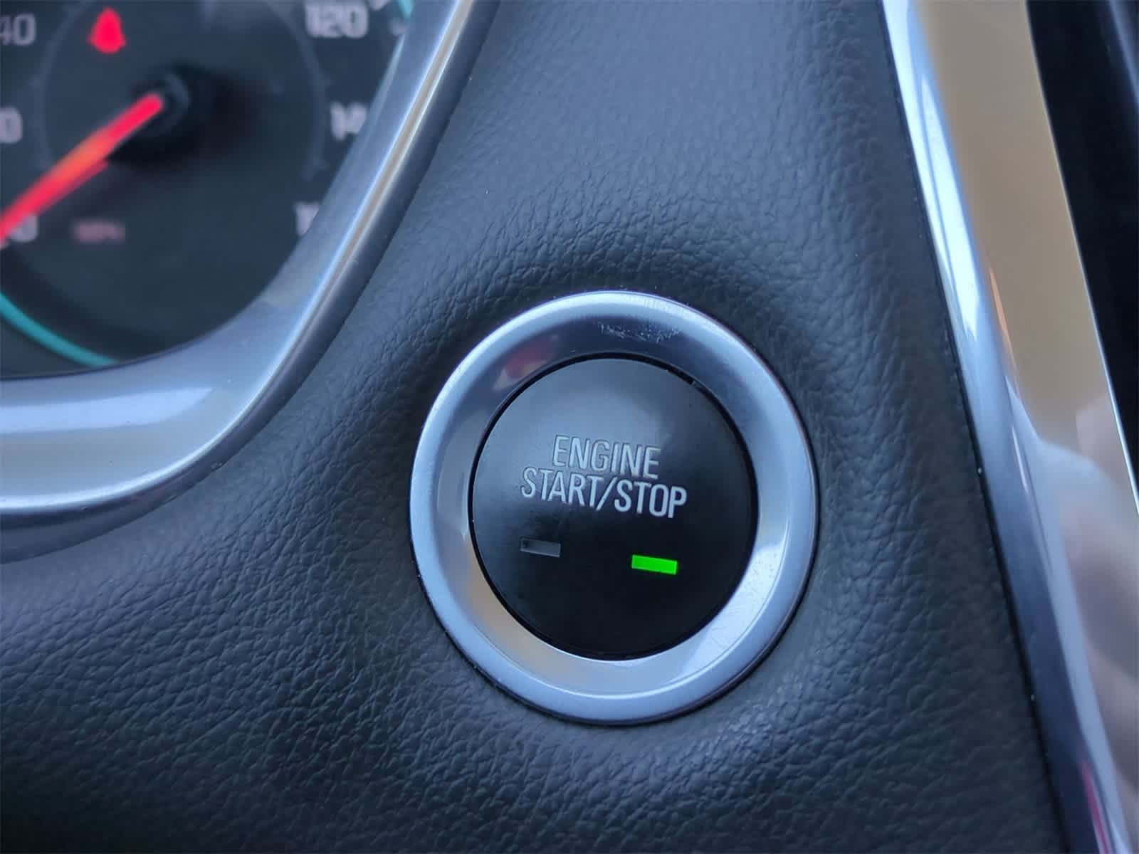 Thumbnail: 2020 Chevrolet Traverse - 16