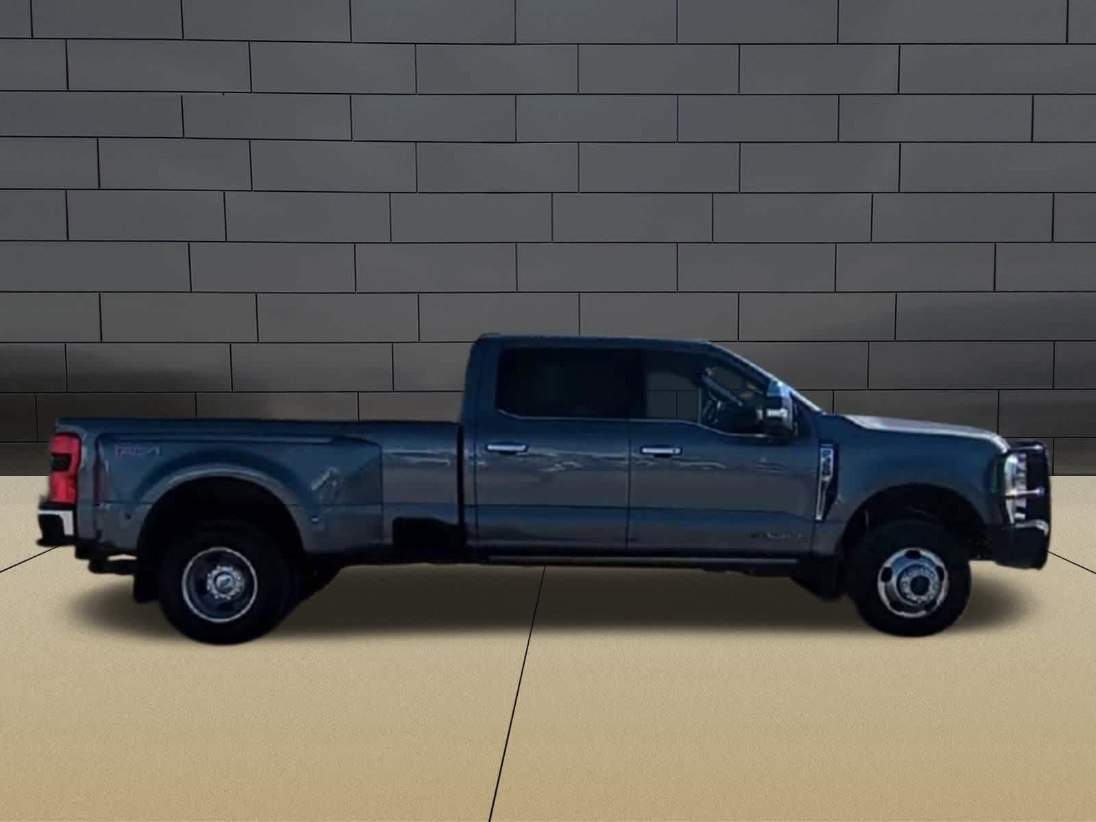 Thumbnail: 2023 Ford F-350 - 9
