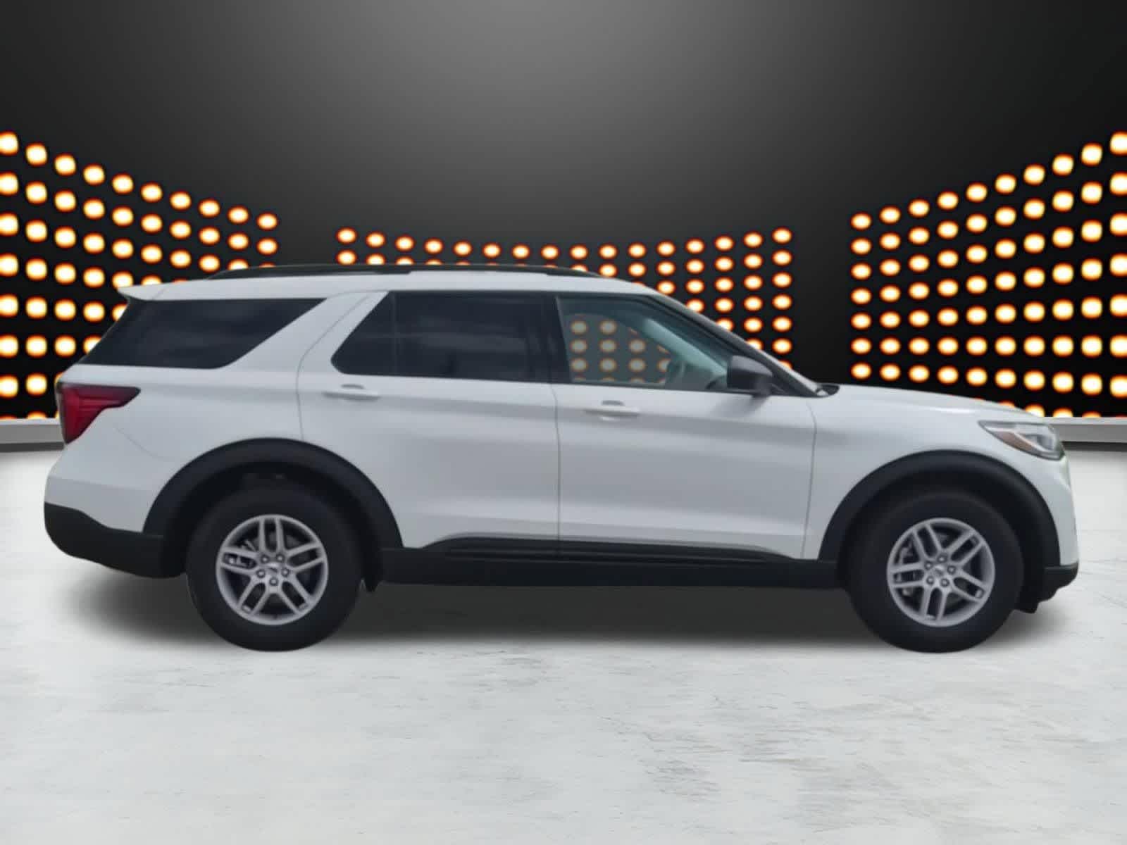 Thumbnail: 2026 Ford Explorer - 9