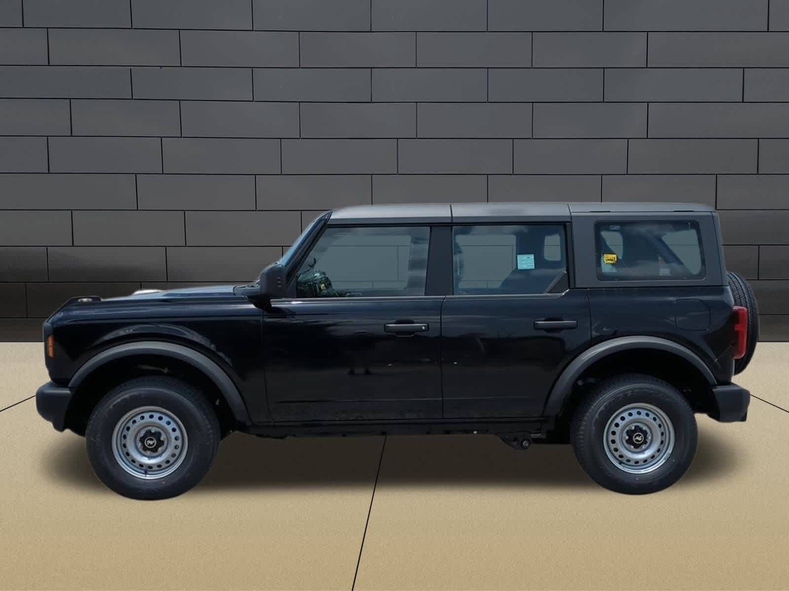 Thumbnail: 2025 Ford Bronco - 5