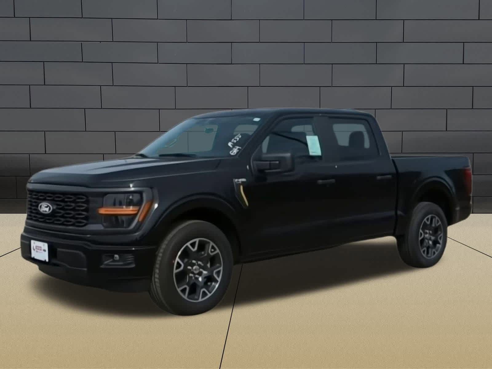 2025 Ford F-150 STX photo 4