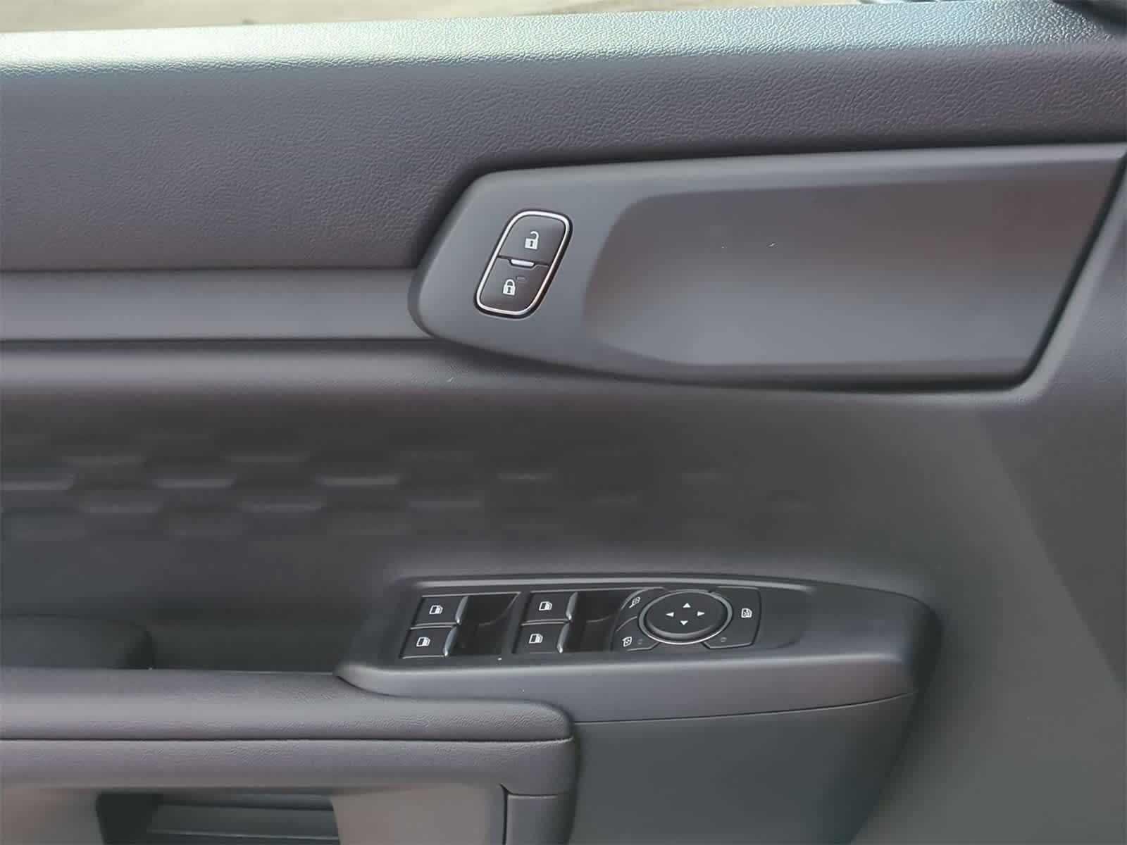 Thumbnail: 2025 Ford Ranger - 21