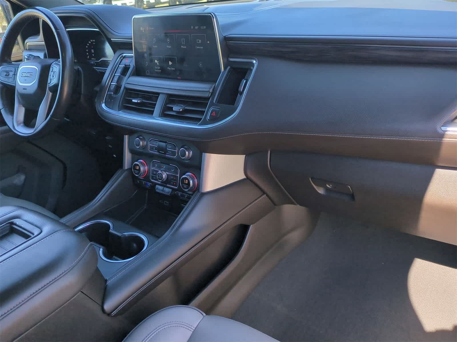 Thumbnail: 2023 GMC Yukon - 28