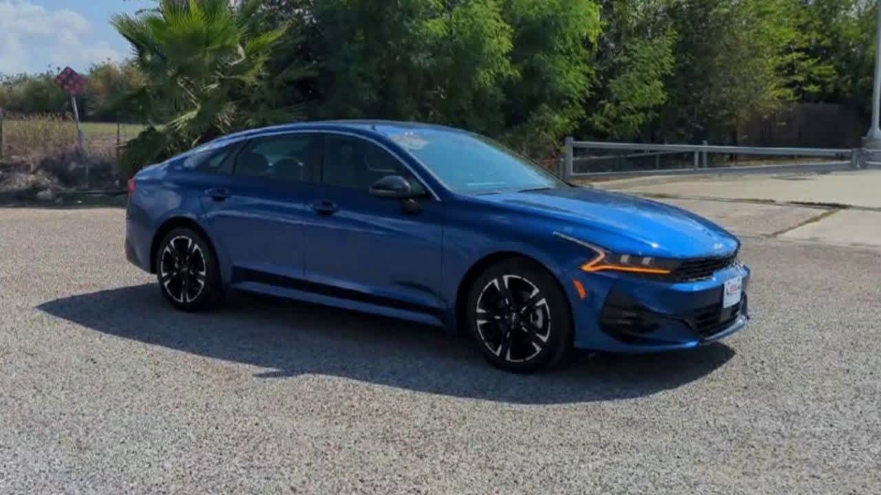Thumbnail: 2023 Kia K5 - 2