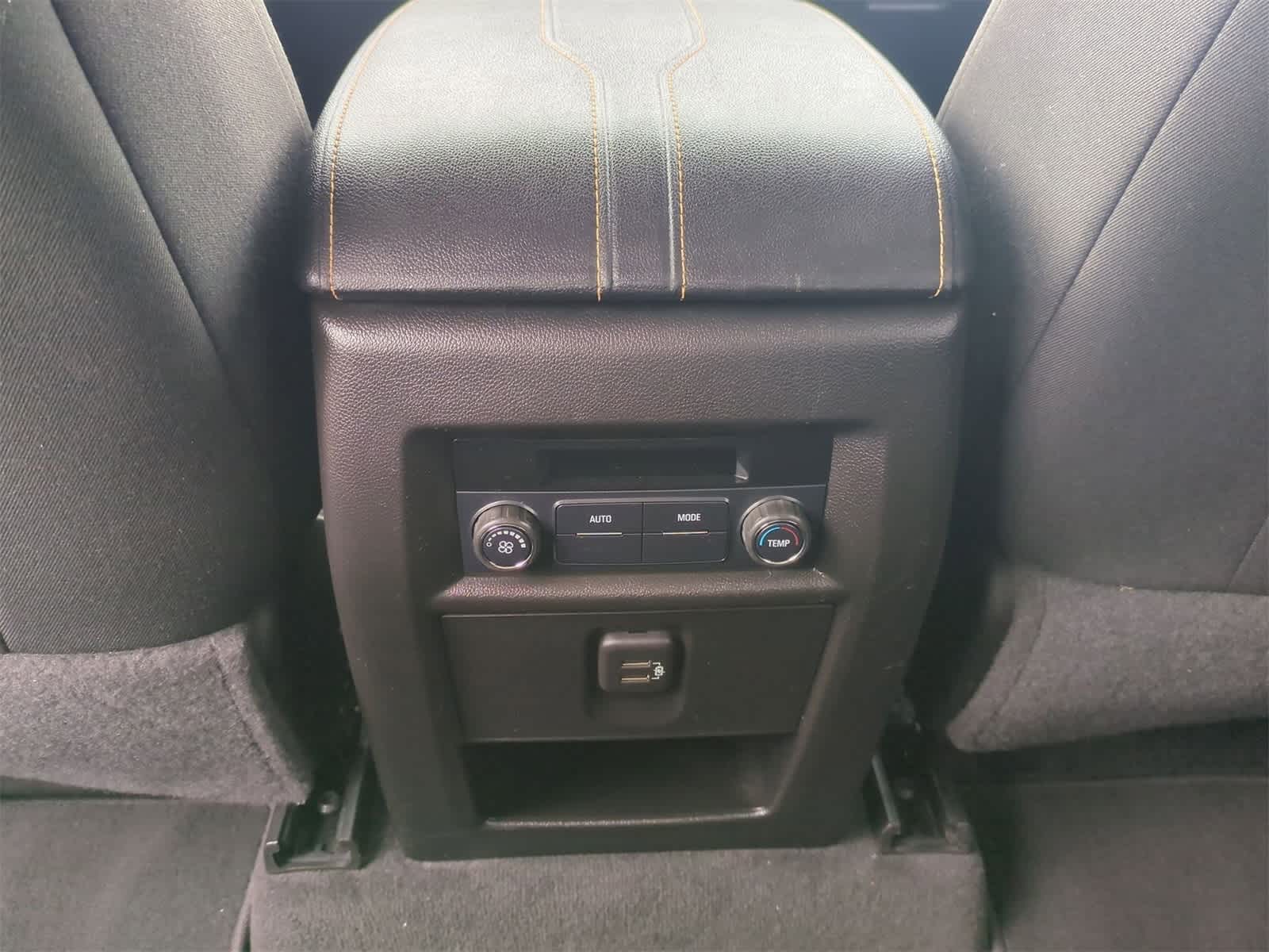 Thumbnail: 2019 Chevrolet Traverse - 20