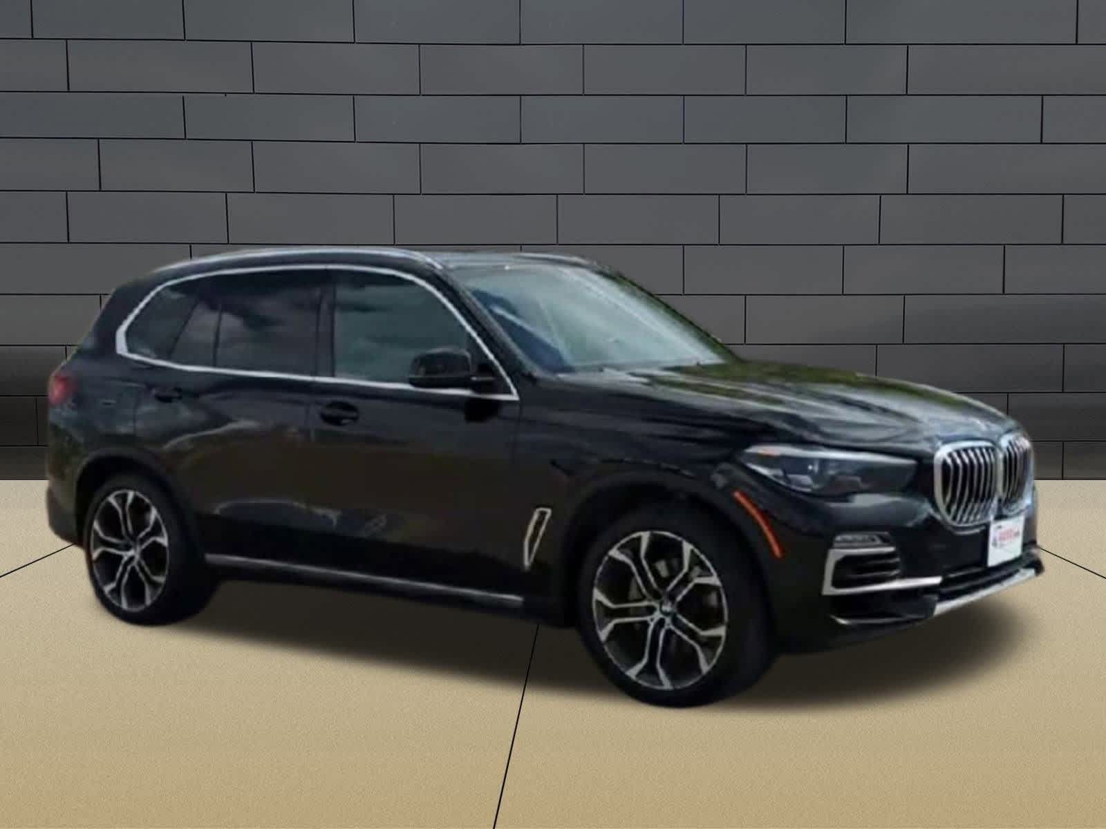 Thumbnail: 2021 BMW X5 - 2