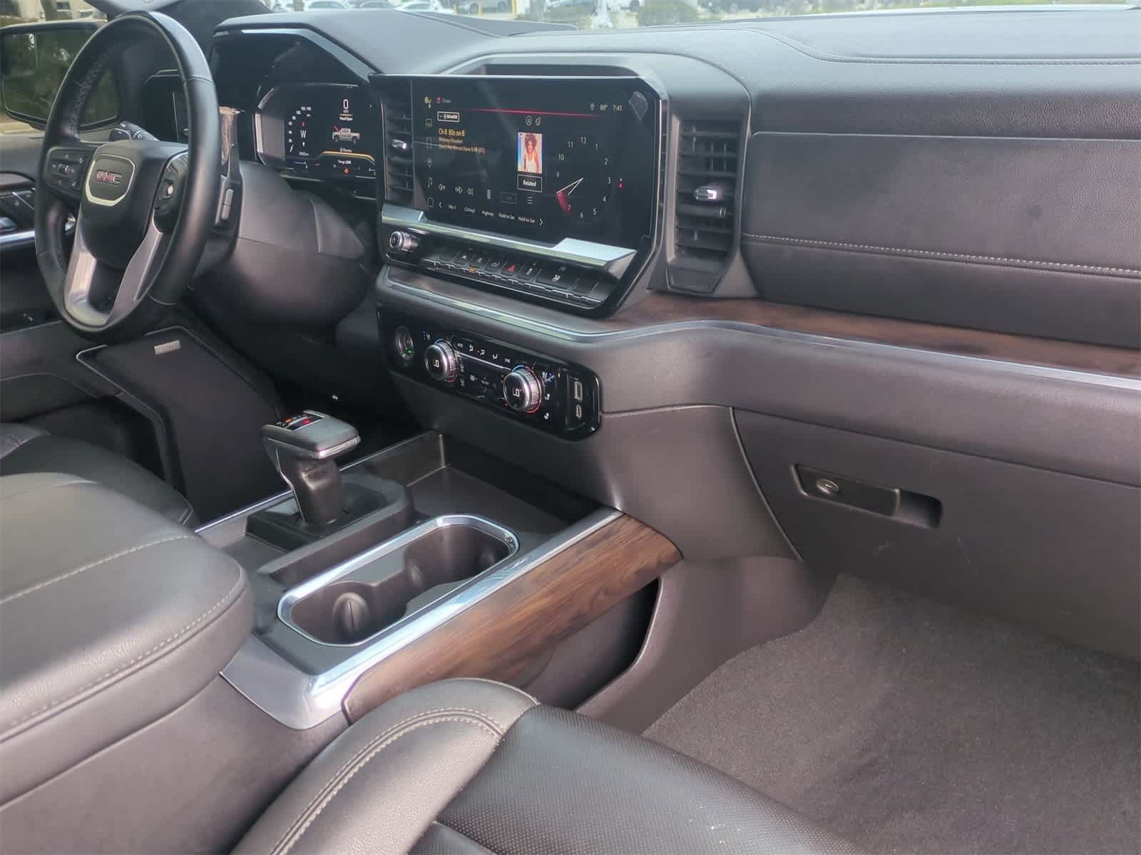 Thumbnail: 2023 GMC Sierra 1500 - 27