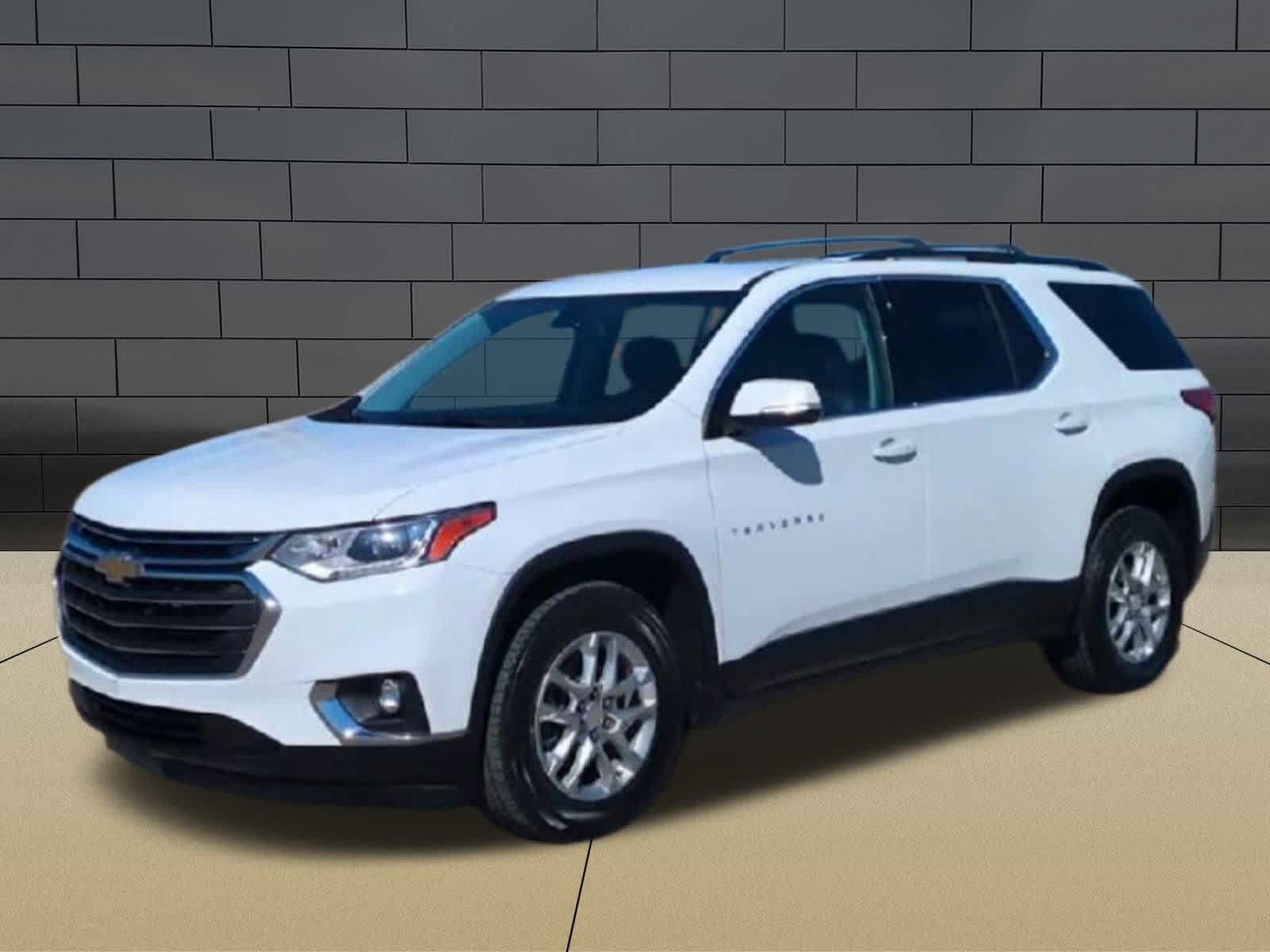 Thumbnail: 2020 Chevrolet Traverse - 4