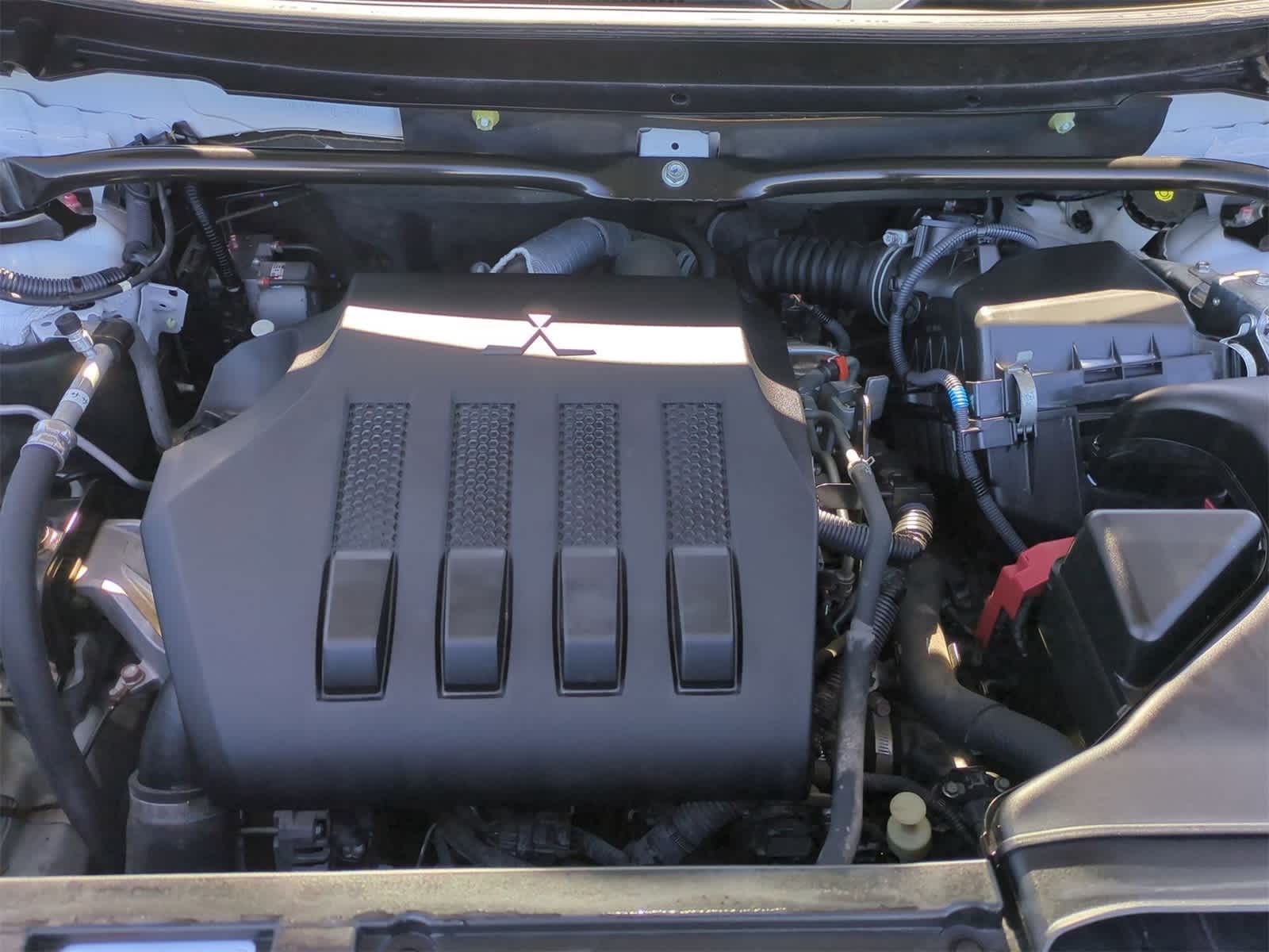 Thumbnail: 2022 Mitsubishi Eclipse Cross - 29