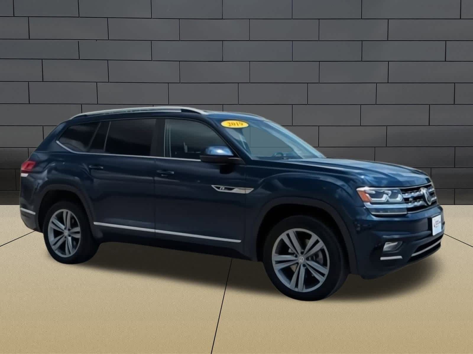 Thumbnail: 2019 Volkswagen Atlas - 2