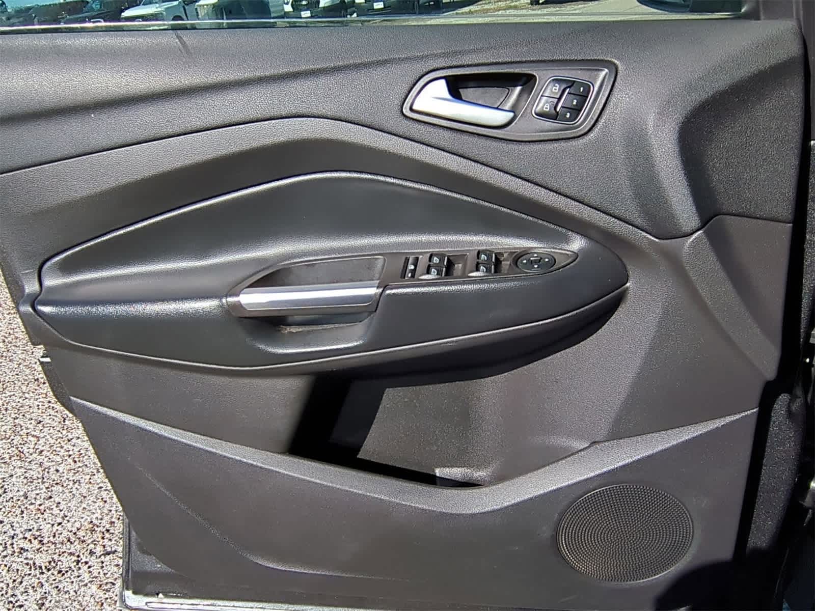 Thumbnail: 2019 Ford Escape - 22