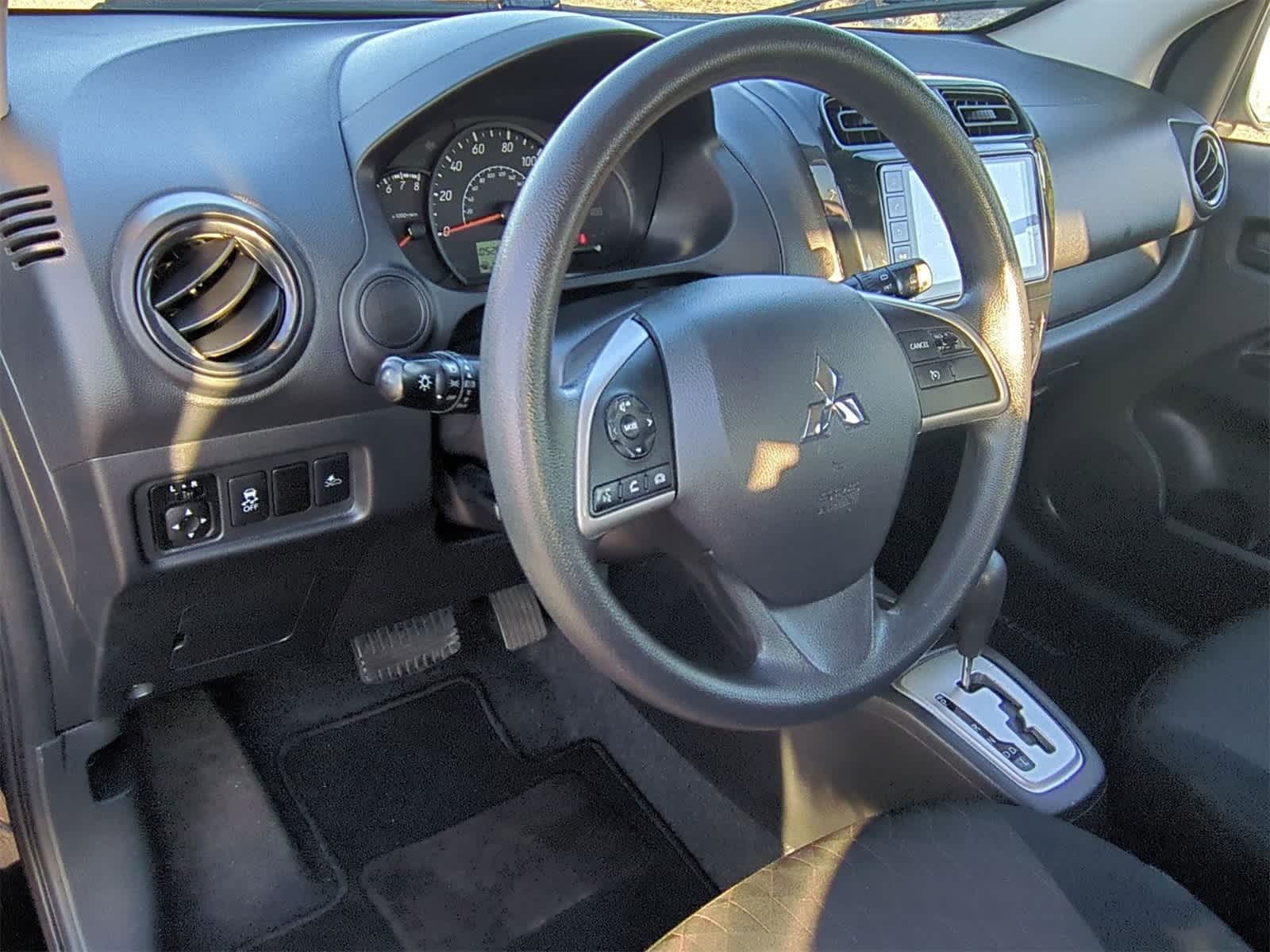 Thumbnail: 2021 Mitsubishi Mirage - 10