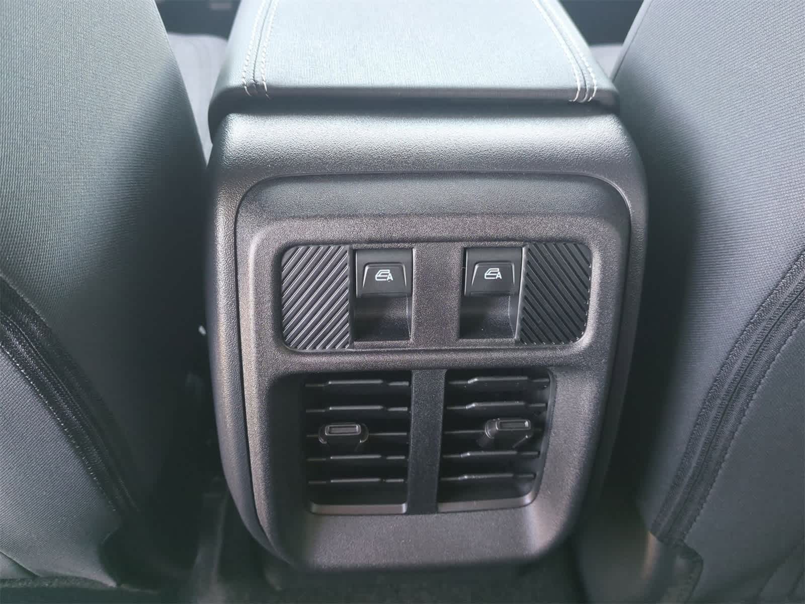 Thumbnail: 2025 Ford Bronco - 21