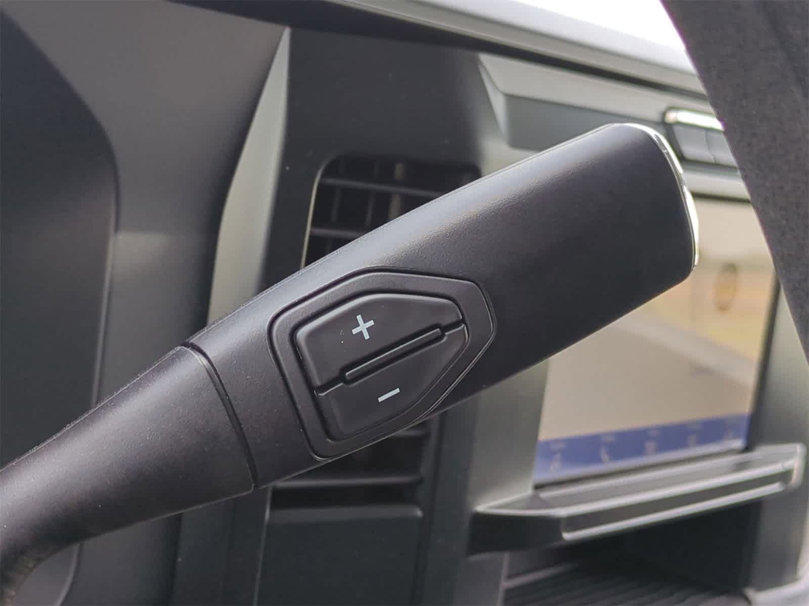 Thumbnail: 2025 Ford F-250 - 15