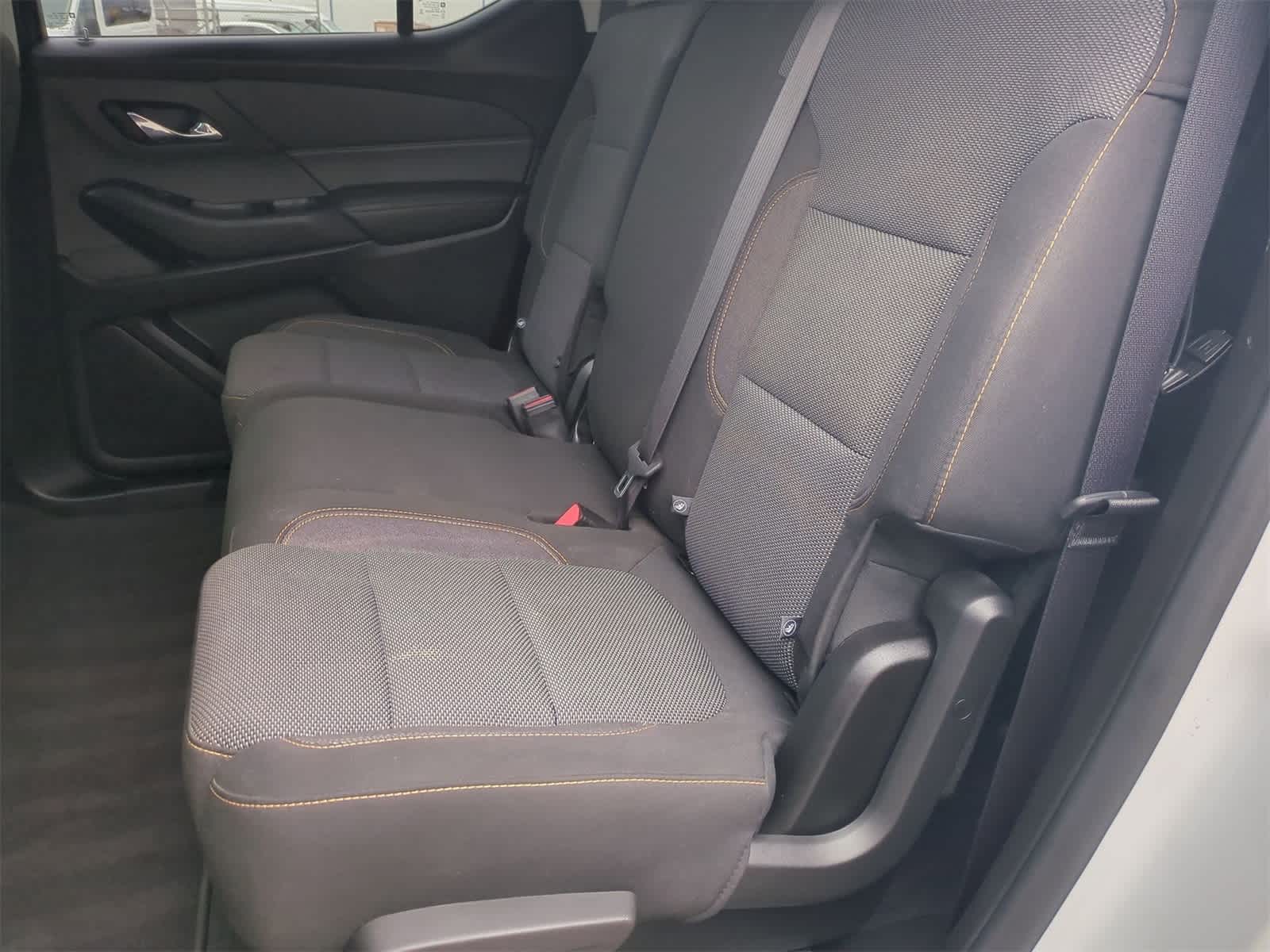 Thumbnail: 2019 Chevrolet Traverse - 23