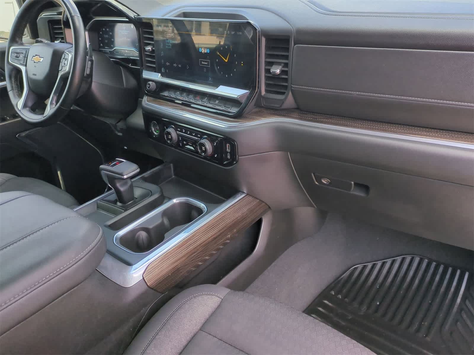 Thumbnail: 2023 Chevrolet Silverado 1500 - 27