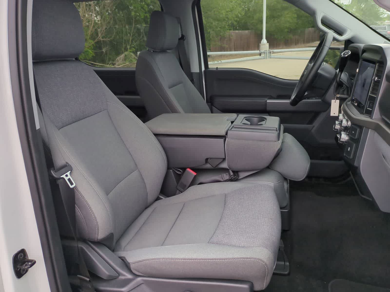 Thumbnail: 2025 Ford F-150 - 25