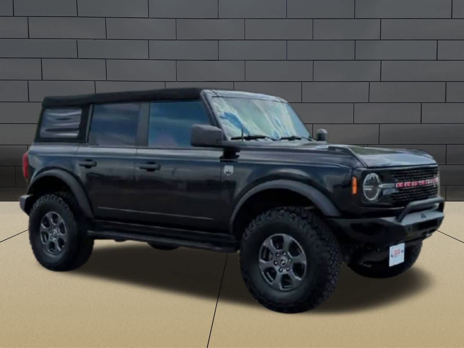 Thumbnail: 2022 Ford Bronco - 2