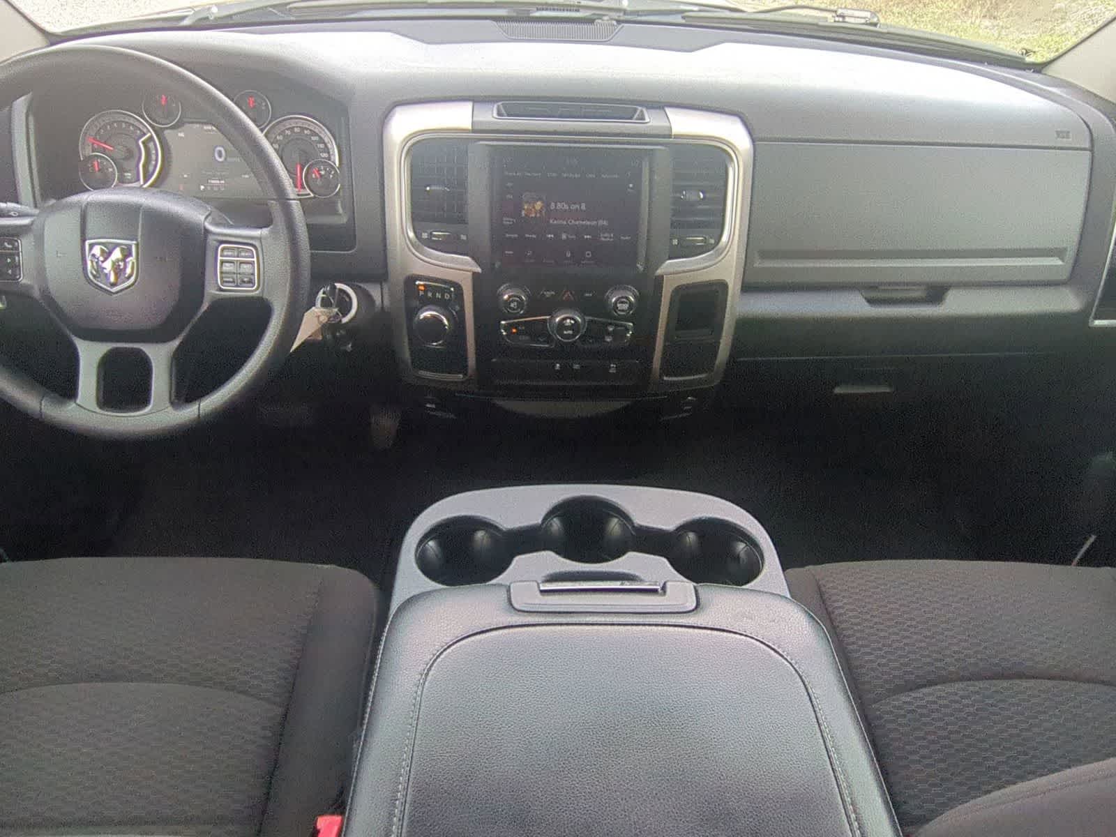 Thumbnail: 2020 RAM 1500 Classic - 18