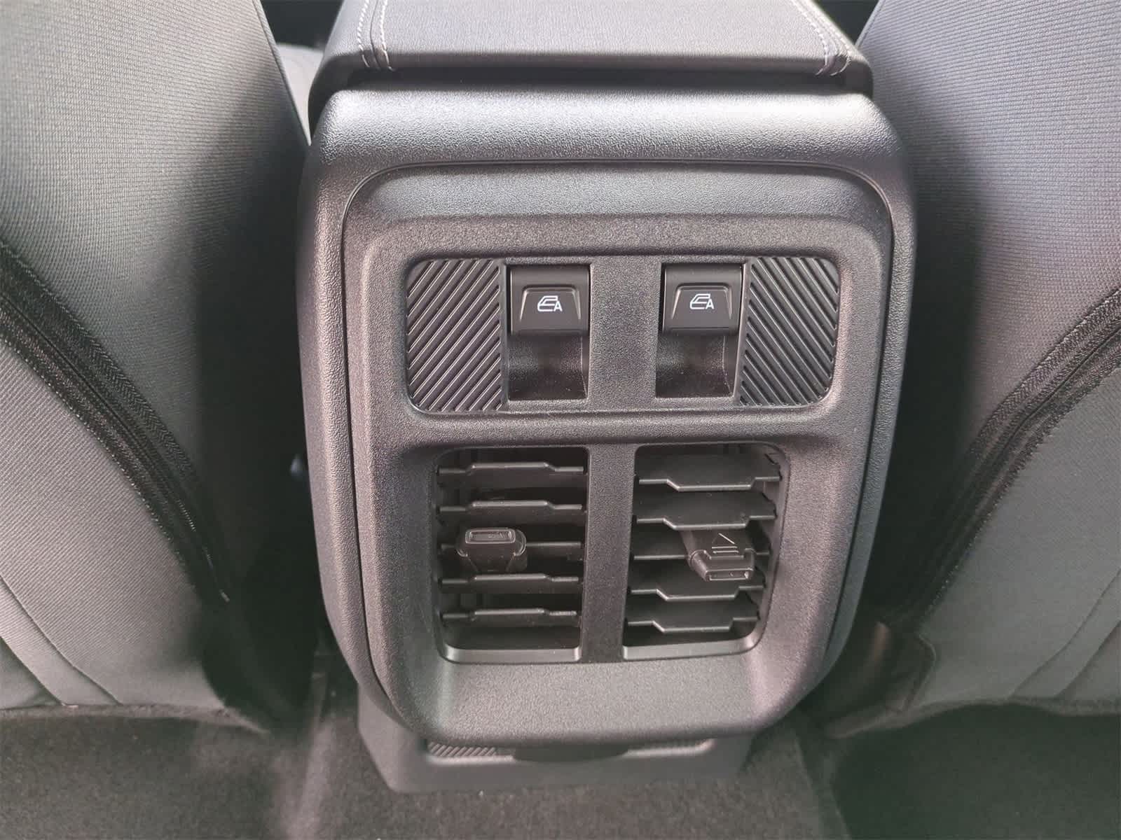 Thumbnail: 2025 Ford Bronco - 20