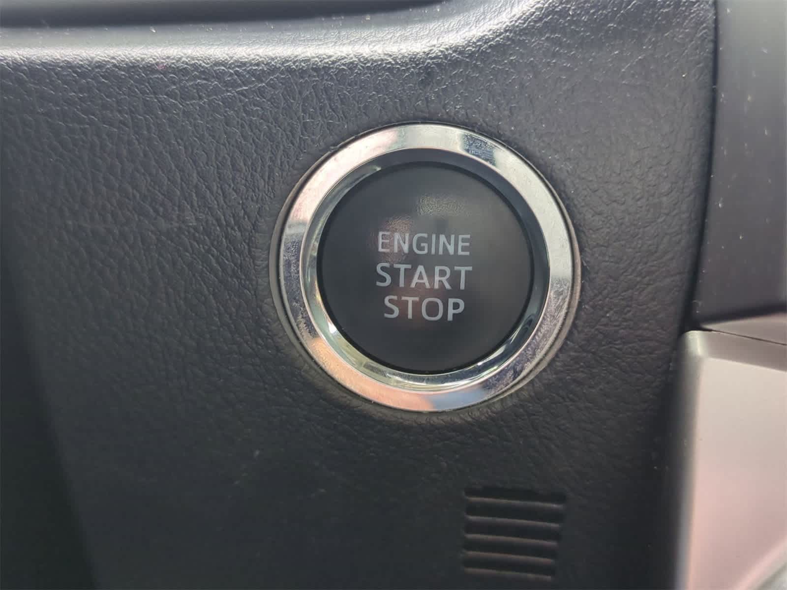 Thumbnail: 2022 Toyota 4Runner - 17