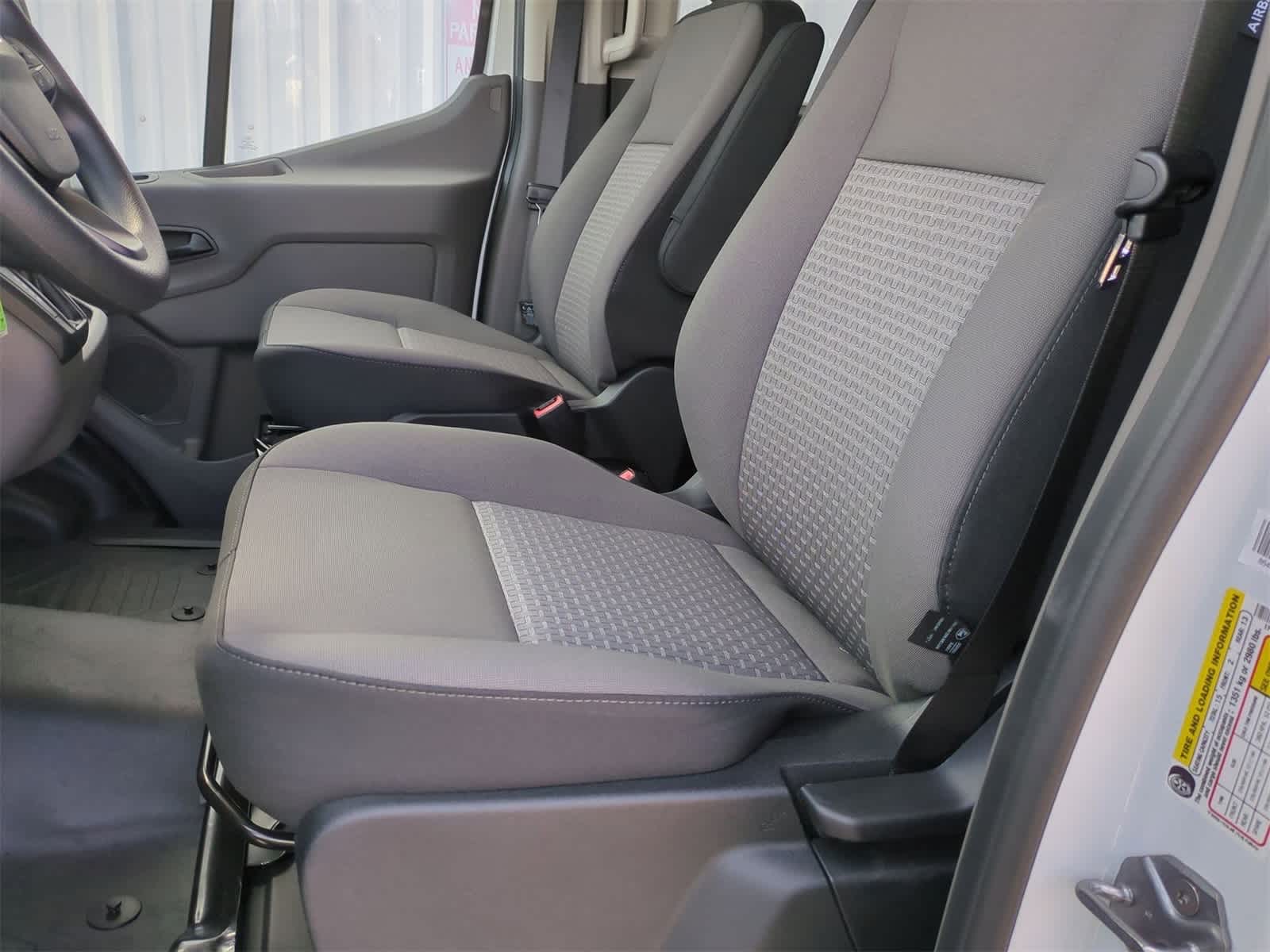 Thumbnail: 2025 Ford Econoline - 17